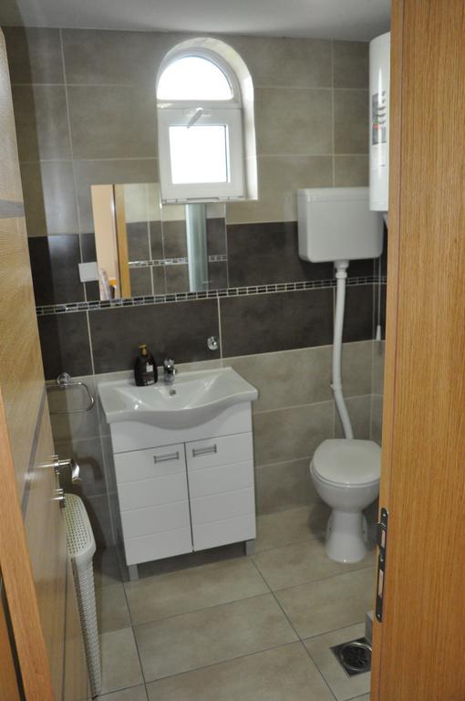 Aria Apartmani ヴルドニーク エクステリア 写真