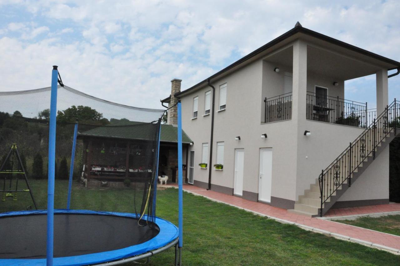 Aria Apartmani ヴルドニーク エクステリア 写真